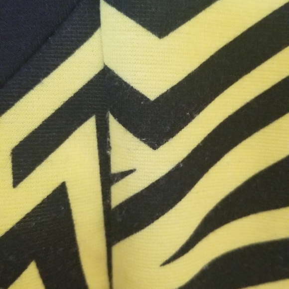 Yellow & Black Geo Dress - Picture 4 of 5